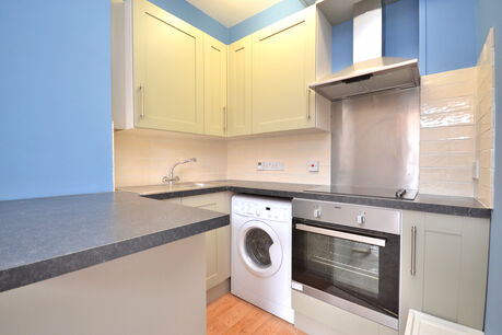 1 bedroom  flat to rent, Available from 06/05/2024