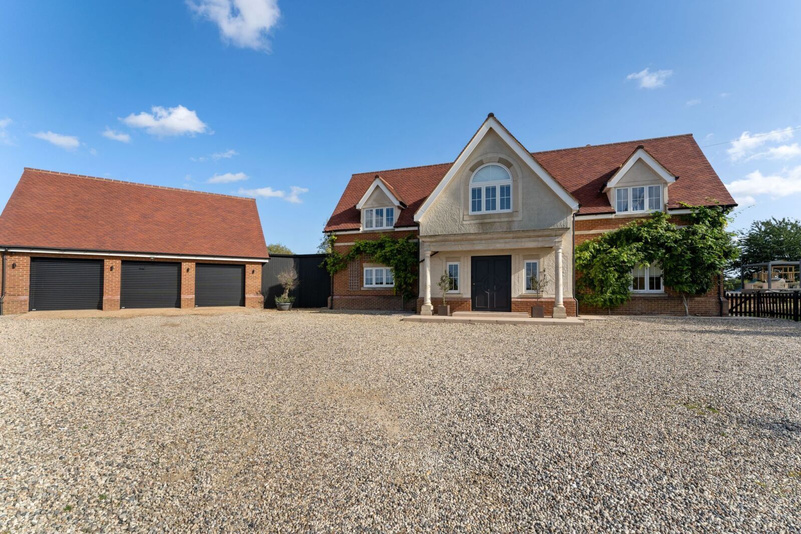 4 bedroom detached house for sale Dunmow Road, High Roding, CM6, main image