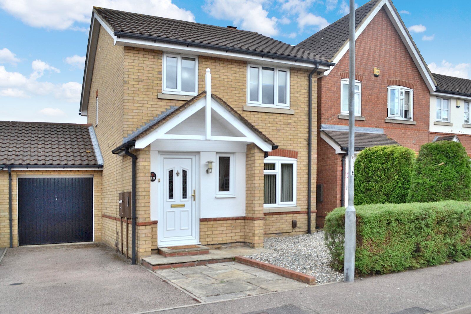 3 bedroom link detached house for sale Abbeydale Close, Harlow, CM17, main image