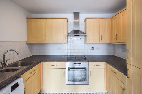 2 bedroom  flat to rent, Available from 24/06/2024