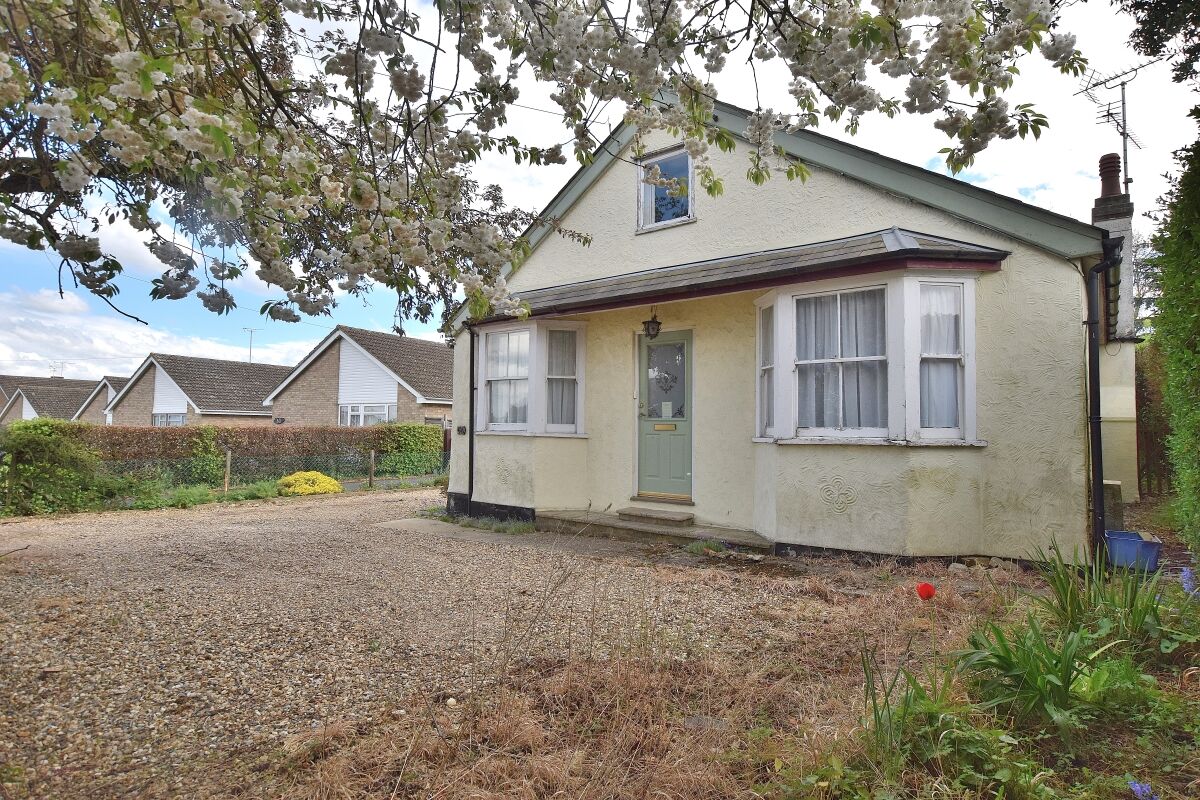 4 bedroom detached bungalow for sale New Road, Elsenham, CM22, main image