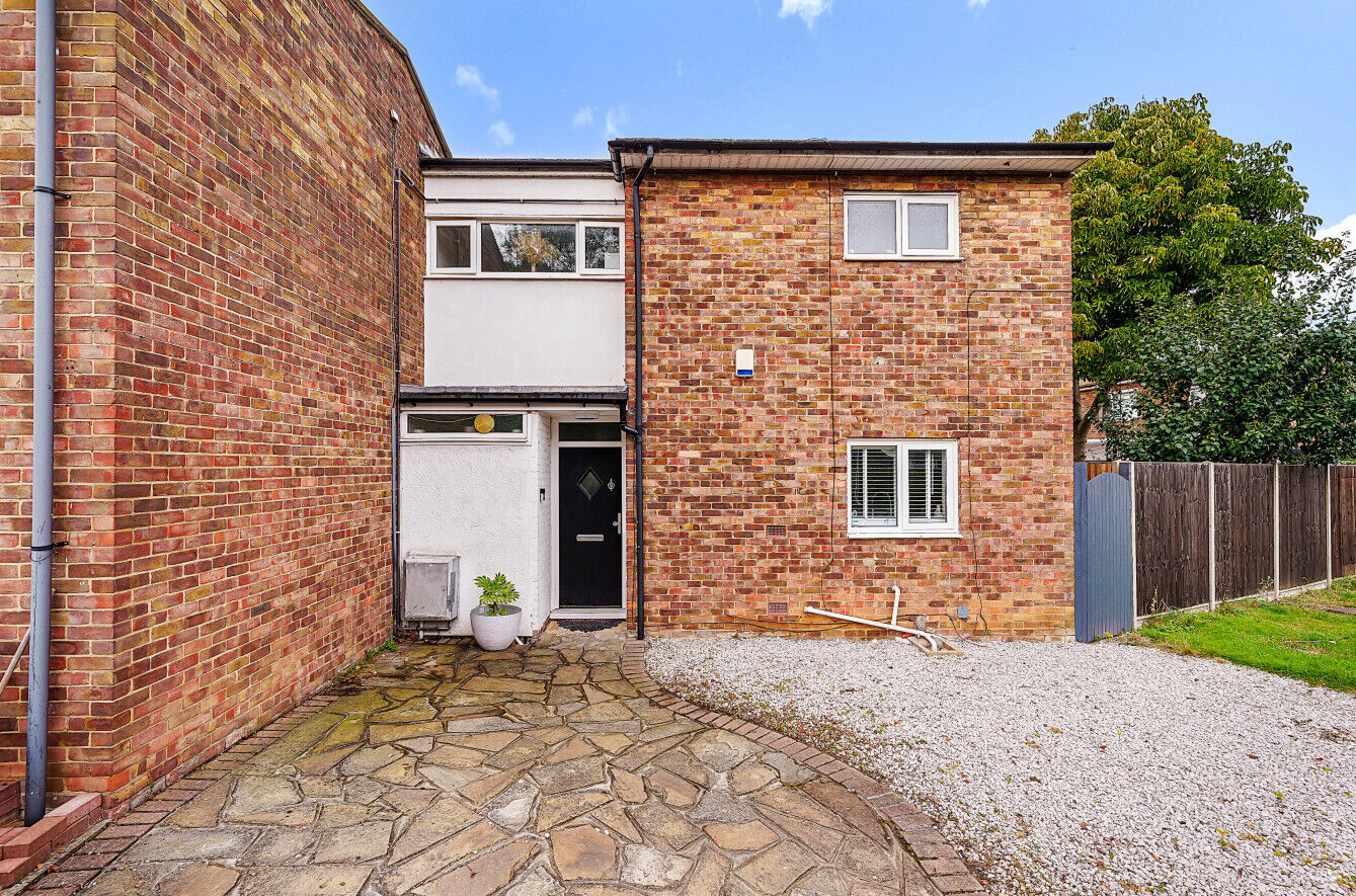 3 bedroom end terraced house for sale Little Brays, Harlow, CM18, main image