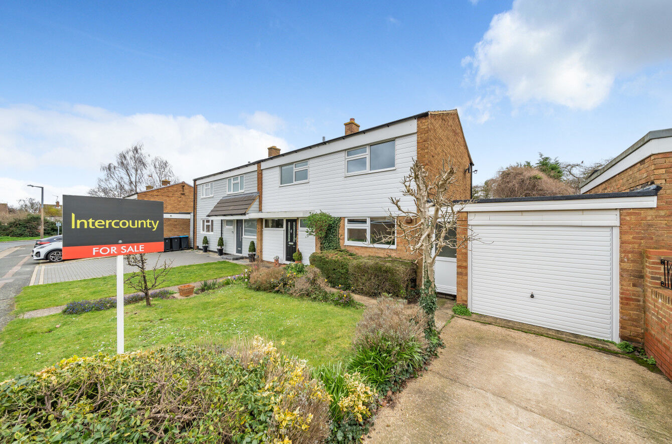4 bedroom semi detached house for sale Copse Hill, Harlow, CM19, main image