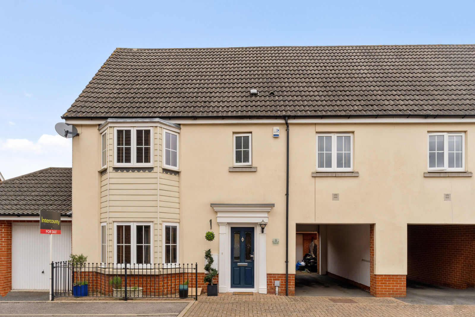3 bedroom link detached house for sale Livings Way, Stansted, CM24, main image