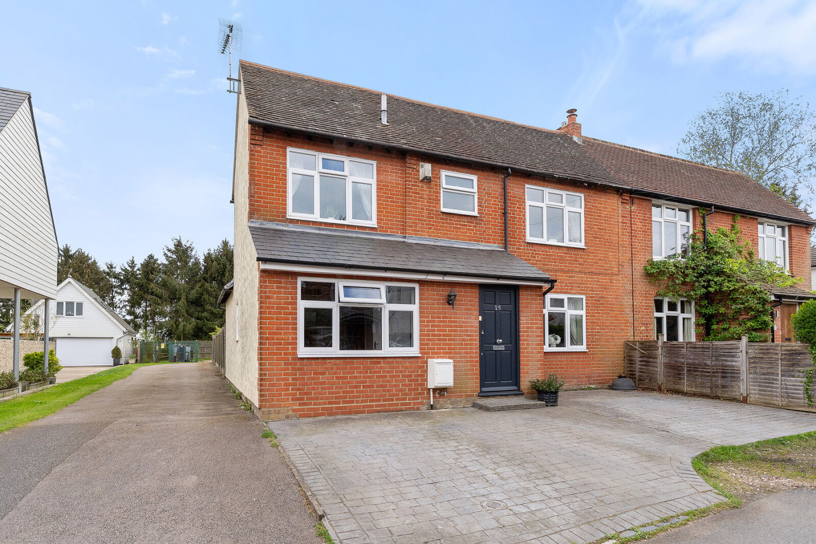 4 bedroom semi detached house for sale Bentfield Causeway, Stansted, CM24, main image