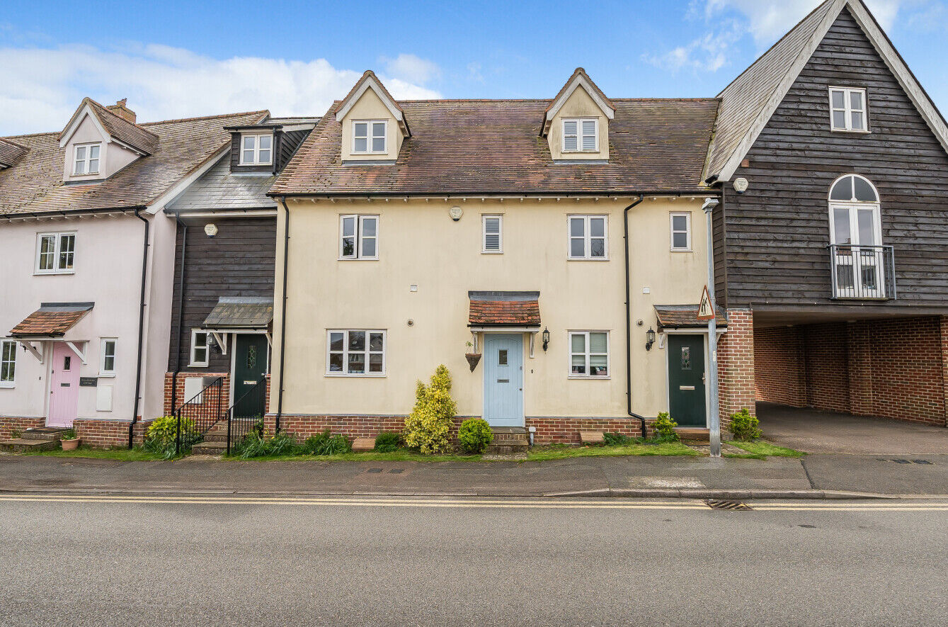 3 bedroom mid terraced house for sale Chequers Lane, Dunmow, CM6, main image
